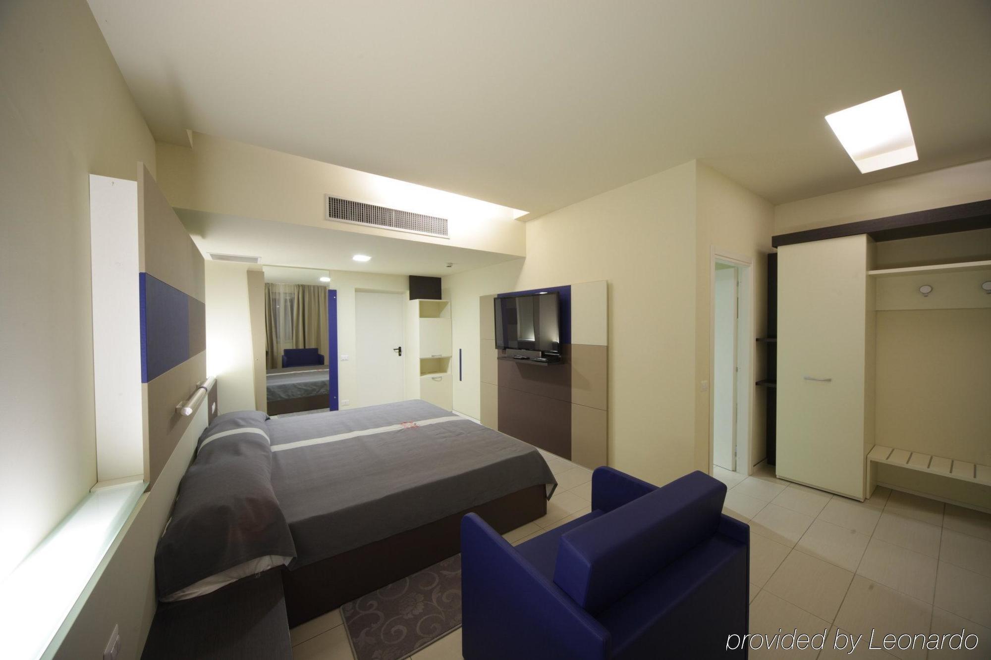 Motel Autosole Vip 카스텔누오보 스크리비아 외부 사진